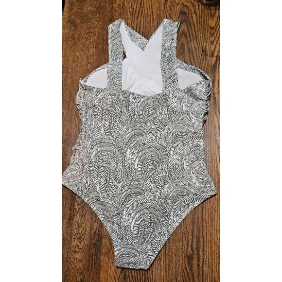SeaFancy Monochrome Cross-Front One Piece Swimsuit, L, NWT✔️ - Picture 3 of 4